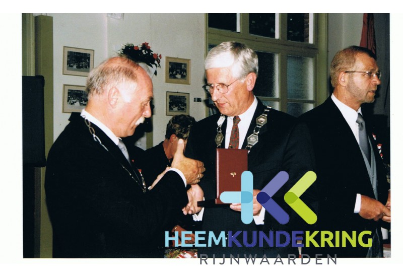 1998-0830 (2)